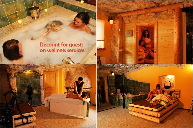 Klub Zlata Ribica Hotel เยเซนิตเซ ภายนอก รูปภาพ